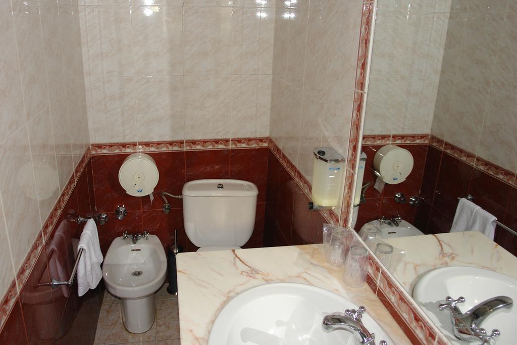 Dona Maria Bed & Breakfast Portalegre Luaran gambar